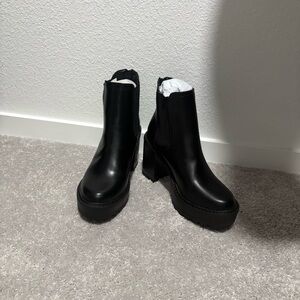 Steve Madden Kat Black Ankle Boots – Size 9 (NEW)